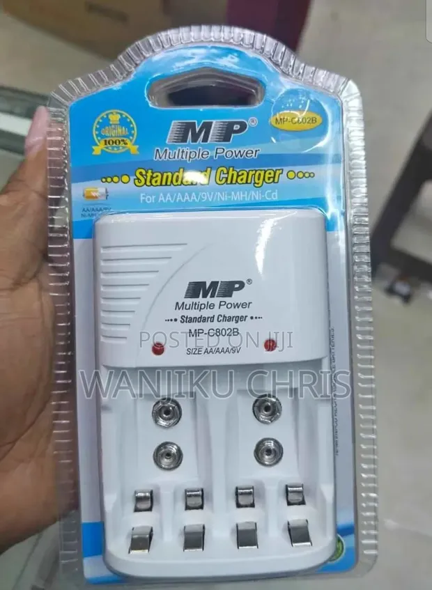 MP Universal Charger AA/AAA/9V - 1