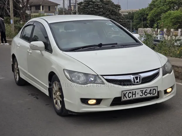 Honda Civic 1.3i-DSi Vtec Hybrid 2009 White - 1