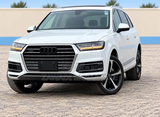 Audi Q7 45 SE Premium AWD quattro 2019 White - 1