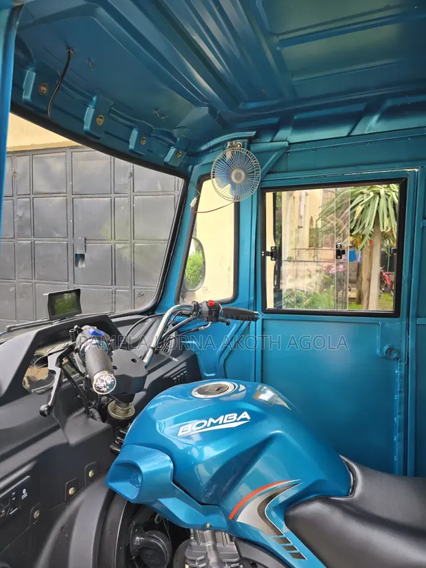 Bomba 2024 Electric Scooter - Blue - 1