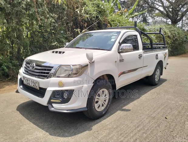 Toyota Hilux 2015 Single Cab - 1