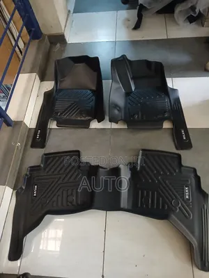 Toyota Hilux Revo Double Cab 5D TPE Floor Mats