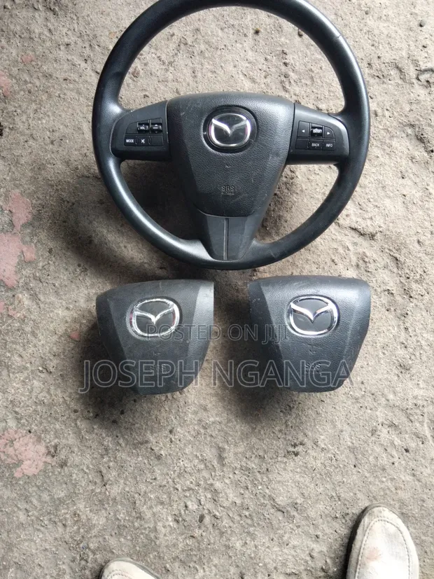 Mazda Axela/Premacy Steering Airbag - 1