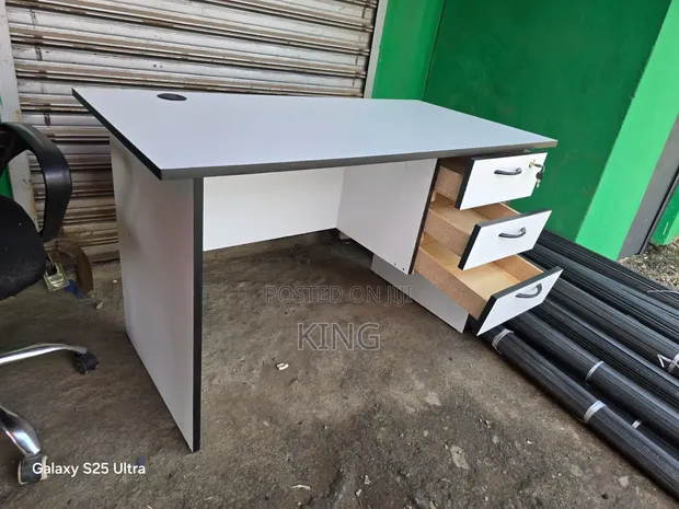 Official Modern Office Desk - 1