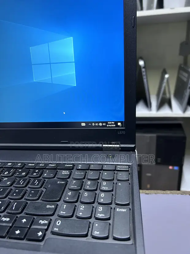 Lenovo ThinkPad L570 Core i5 4GB RAM 500GB HDD - 1
