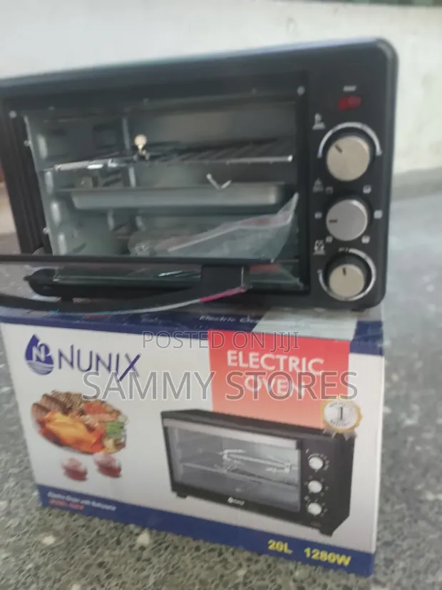 Nunix Electric Oven 20L with Rotisserie - 1