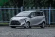 Toyota Sienta 2020 Silver - 3