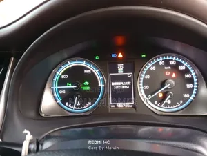 Toyota Harrier 2.5 Hybrid 4WD 2016