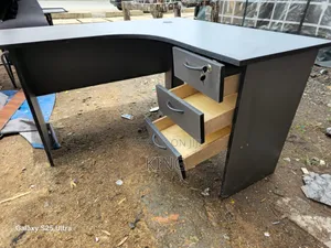Boss Connect Executive Desk - Brand New