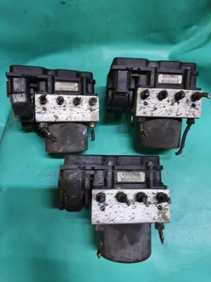 ABS Pump Nissan NV200 Used