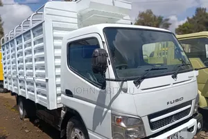 Mitsubishi Fuso 2019 White