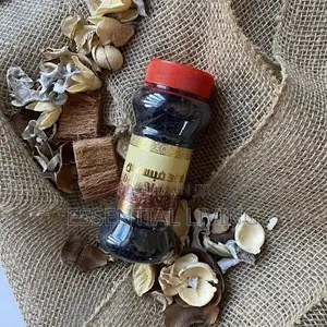 Premium Oudh Natural Agarwood Bakhoor Chips Jar