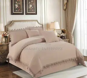 Luxury Lace-Trim Duvet Set – 6-Piece