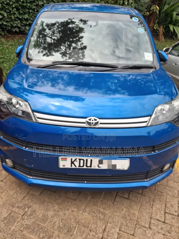Toyota Spade 2018 Blue - 1
