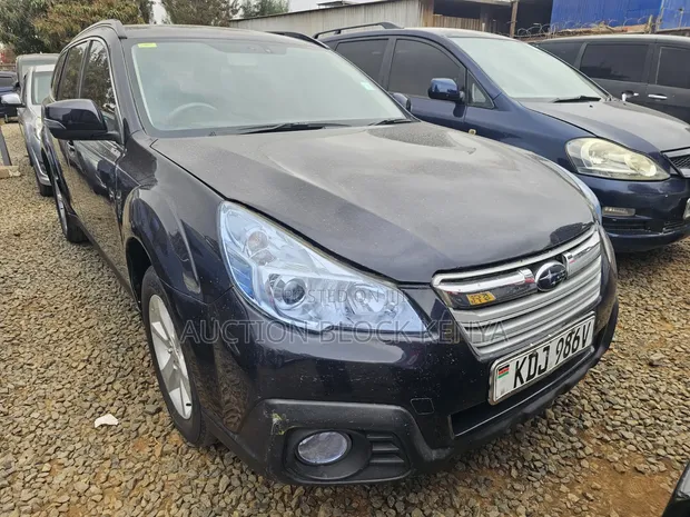 Subaru Outback 2014 Black - 1