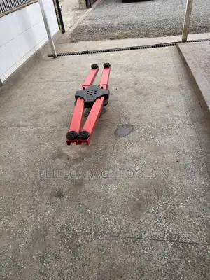 Heavy Duty Sunshine Italy Single Post Lift