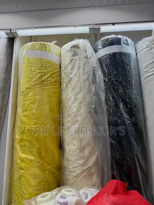 Classic Velvet Curtains for Sitting Room/Bedroom - 1