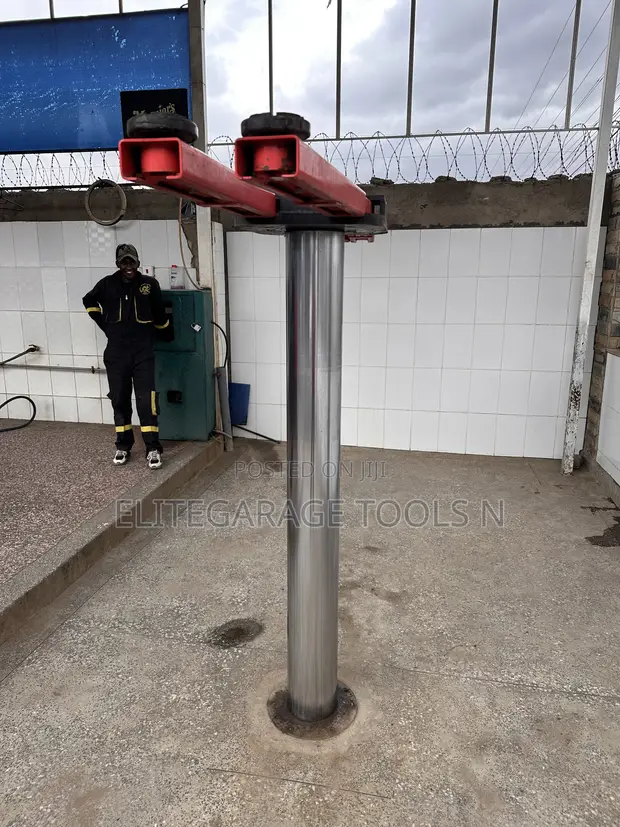 New Sunshine Italy Single Post Lift - 1