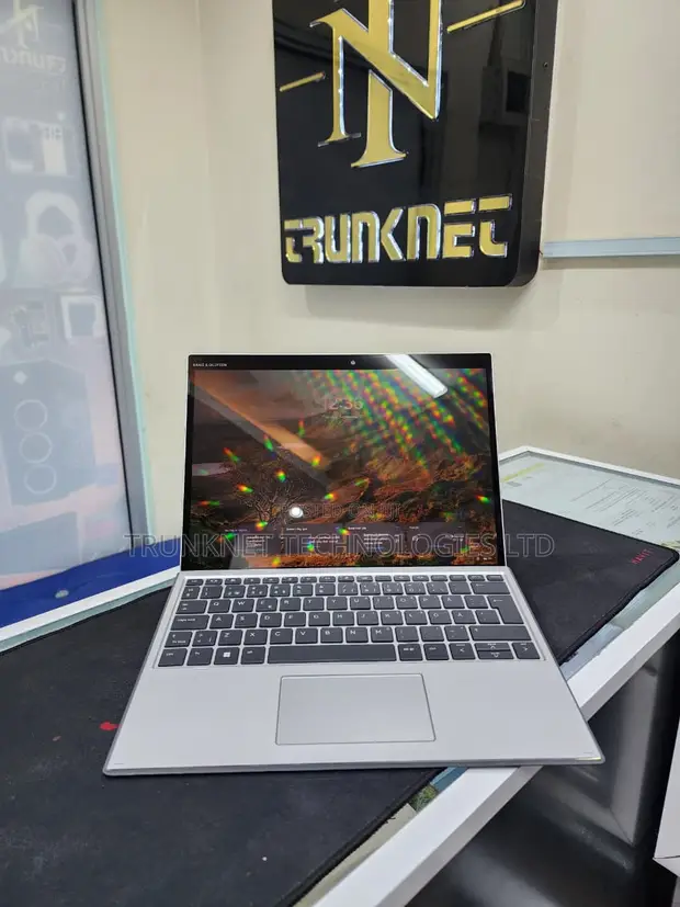 HP Elite x2 G8 Laptop 8GB RAM, 256GB SSD - 1