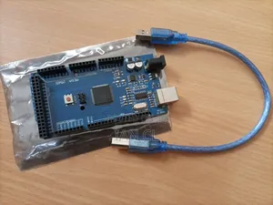 Arduino Mega 2560 R3 + Cable + Sensor Kit