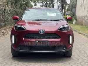 Toyota Yaris Cross Hybrid 2021 Maroon