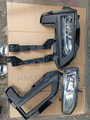 Nissan X-Trail NT32 Fog Lights & Covers (2018)