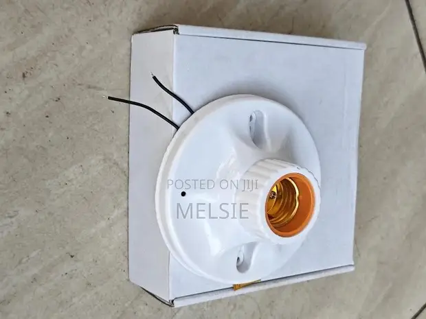 Hidden Bulb Socket Camera WiFi Indoor Security CCTV - 1
