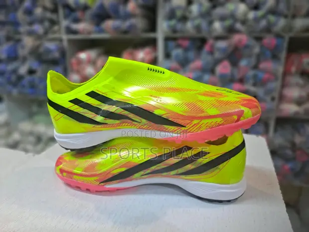 Adidas F50 Hyperfast Elite AG Football Boots - Laceless - 1