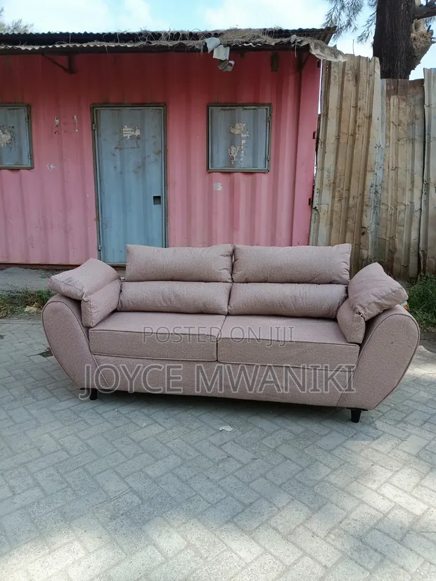 Luxury Modern 3-Seater Sofa - 1