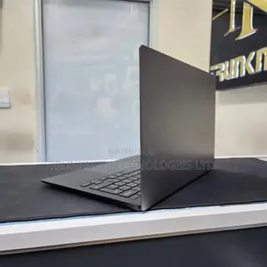 HP X2 Laptop 16GB RAM, Intel Core i5, 512GB SSD
