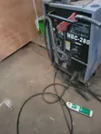 Heavy-Duty Mig Welding Machine 280 Amps - 1