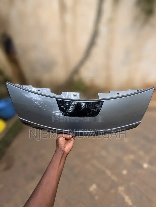 2018 Nissan Note Nismo Epower Top Grill Cover - 1