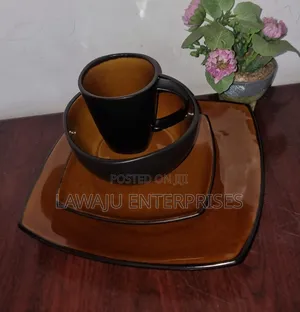 Stoneware Dinner Set - 24 Pieces