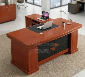 Mahogany Executive Office Desk - Premium Wooden Workstation