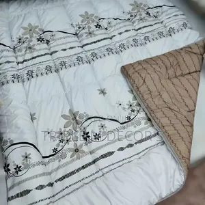Universal Fit Double Sided Reversible Duvet Set 6x7