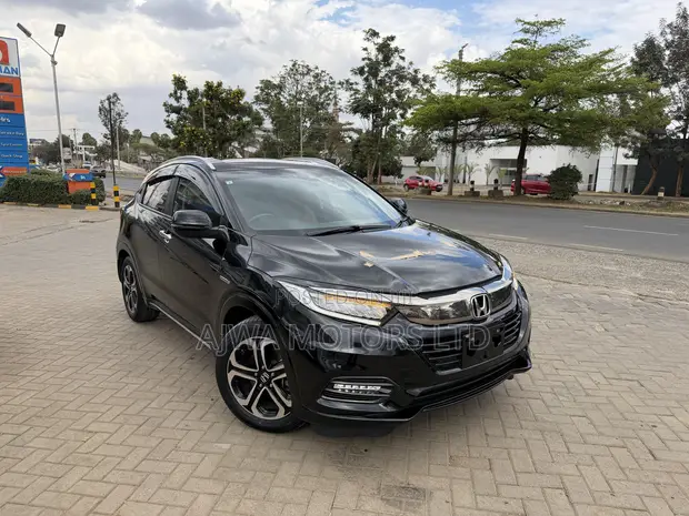 Honda Vezel 1.5 Hybrid 2WD 2019 Black - 1