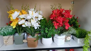 Artificial Flowers Table Set - Brand New