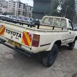 Toyota Hilux 1998 Beige - 2
