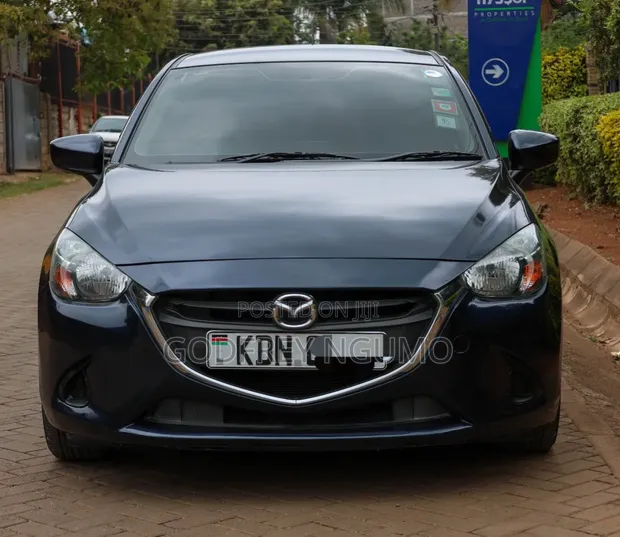Mazda Demio 2016 Blue - 1