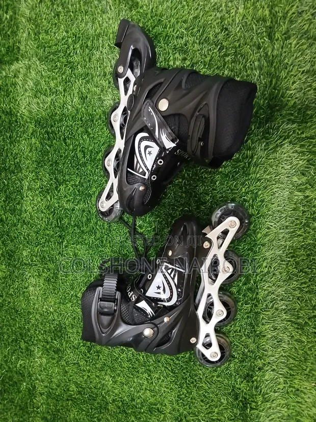 Adjustable Inline Skates / Rollerblades - 1