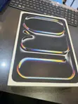 New Apple iPad Pro 11-inch (2025) 512GB - 1