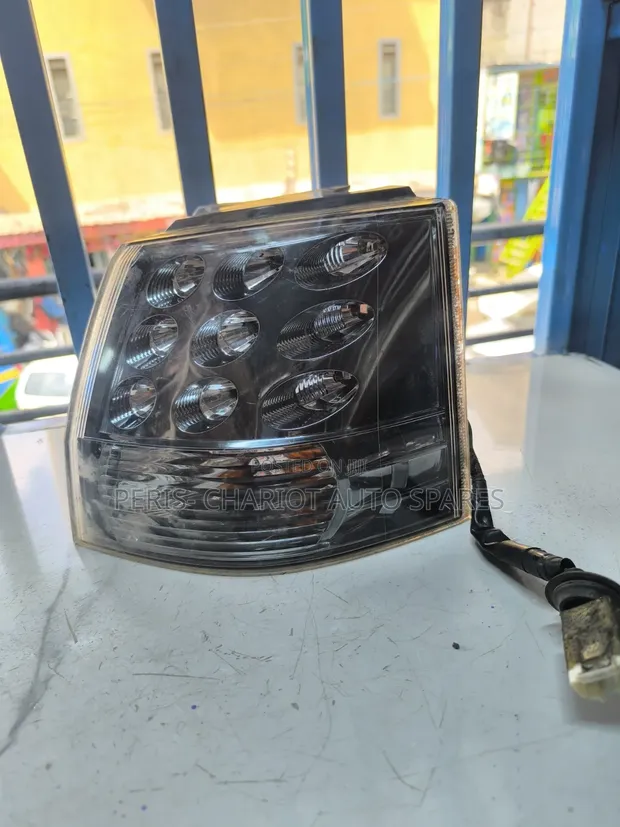 Mitsubishi Outlander 2008 Taillights (Used) - 1