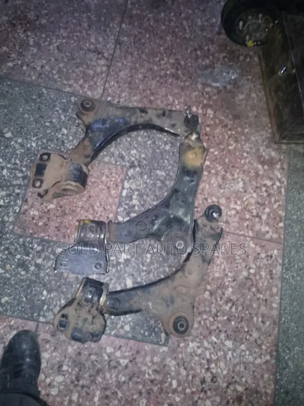 Ex-Japan Front Arms for Mazda Premacy (Old Model) - 1