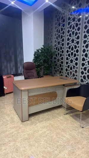 Executive 160cm Office Desk - Modern