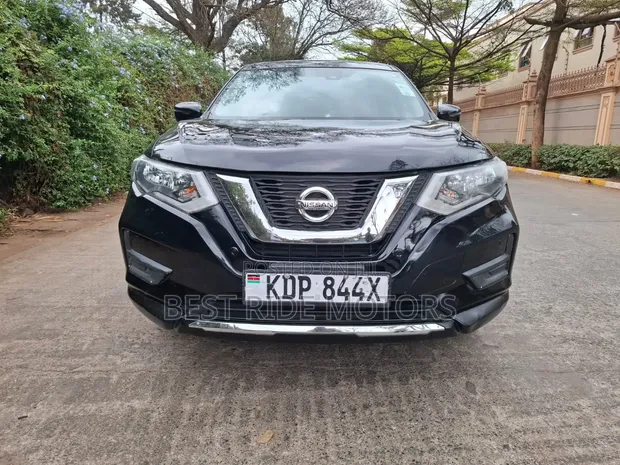 Nissan X-Trail 2.0 Petrol AWD 2018 Black - 1