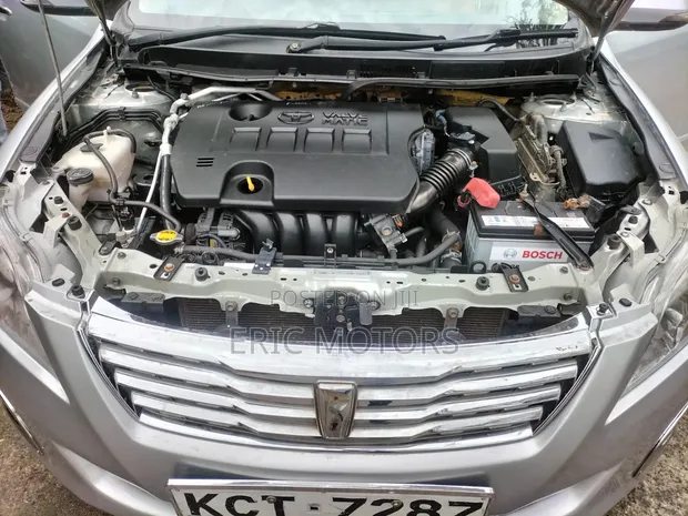 Toyota Premio 2011 Silver - 1