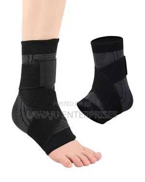 Ergonomic Ankle Brace with Adjustable Compression