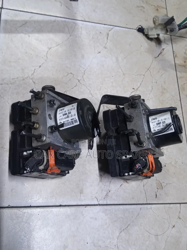 ABS Pump Toyota Passo / Daihatsu - 1