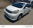 Toyota Isis 2012 White - 3