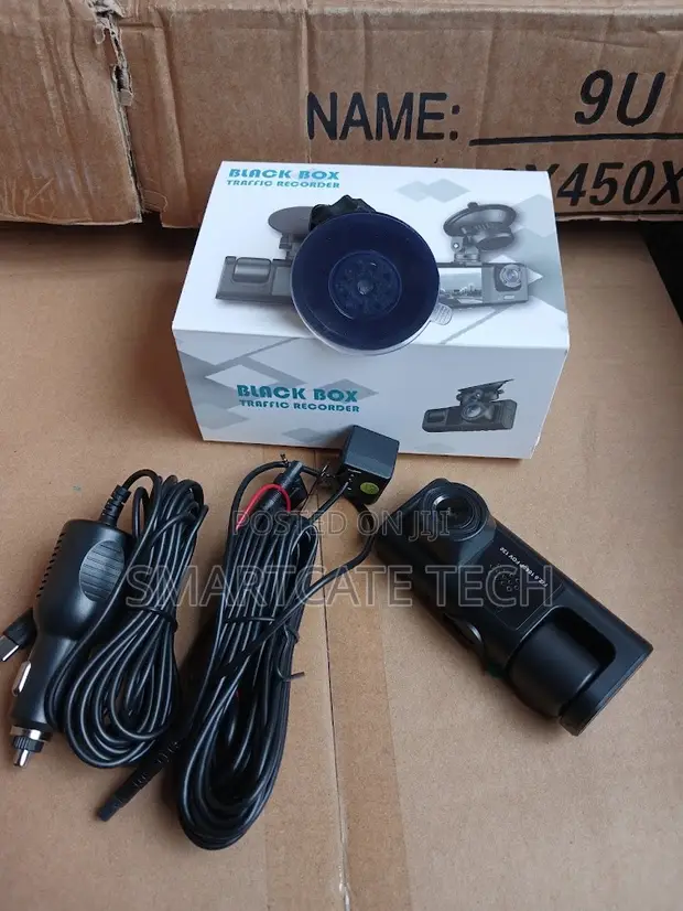 3-in-1 Dash Cam | Front, Rear, Interior | HD Night Vision - 1